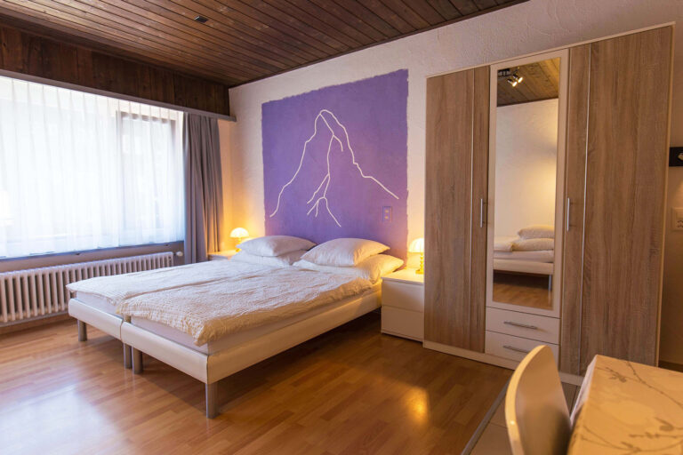 budget_apartments_zermatt_haus_theodul_103_bedroom_010