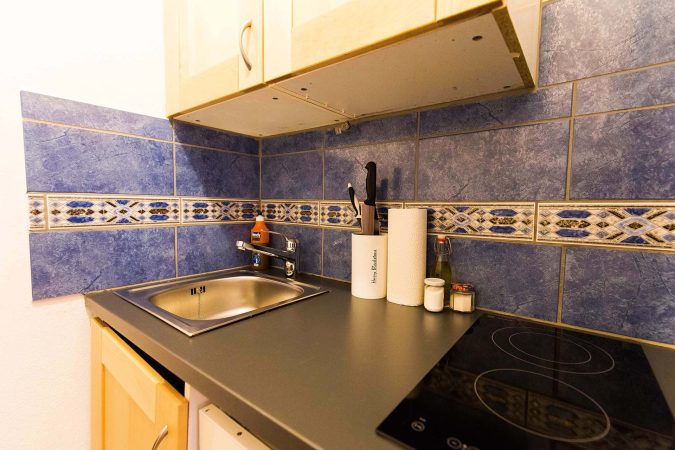 budget_apartments_zermatt_haus_theodul_405_kitchen_010