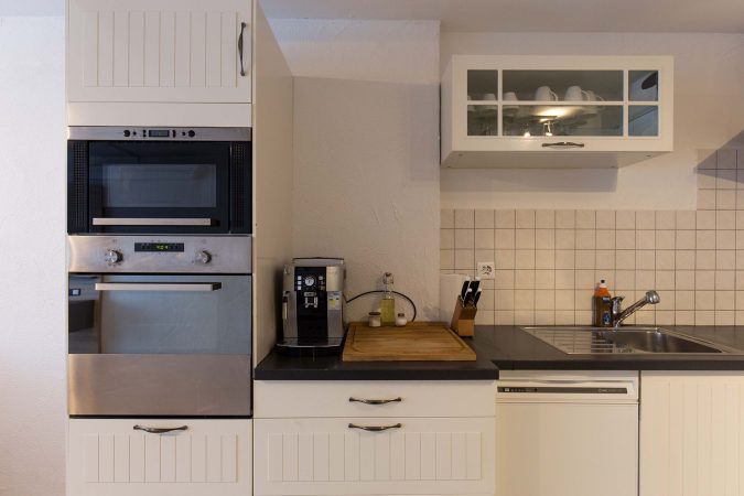 haus_theodul_zermatt_budget_apartments_304_kitchen_010-2