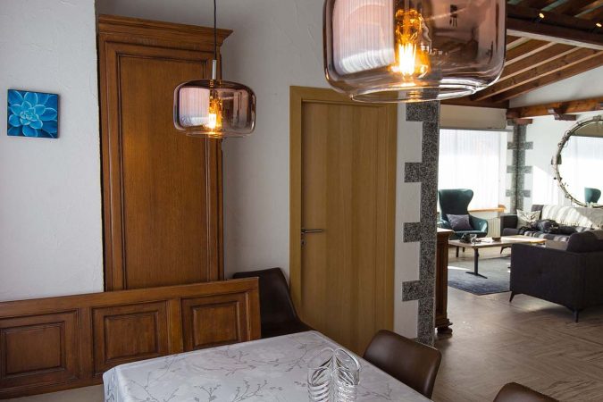 zermatt-holiday-apartments-theodul-penthouse-kitchen-dining